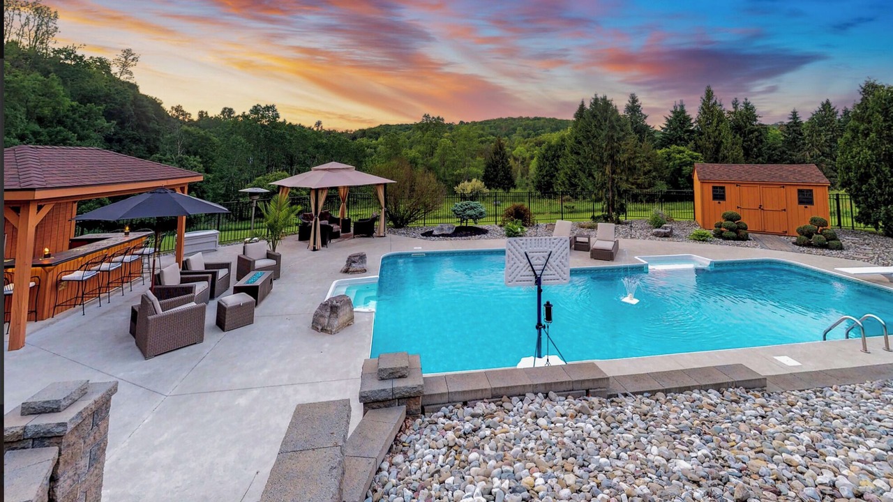 Photo of Outdoor in Dalton