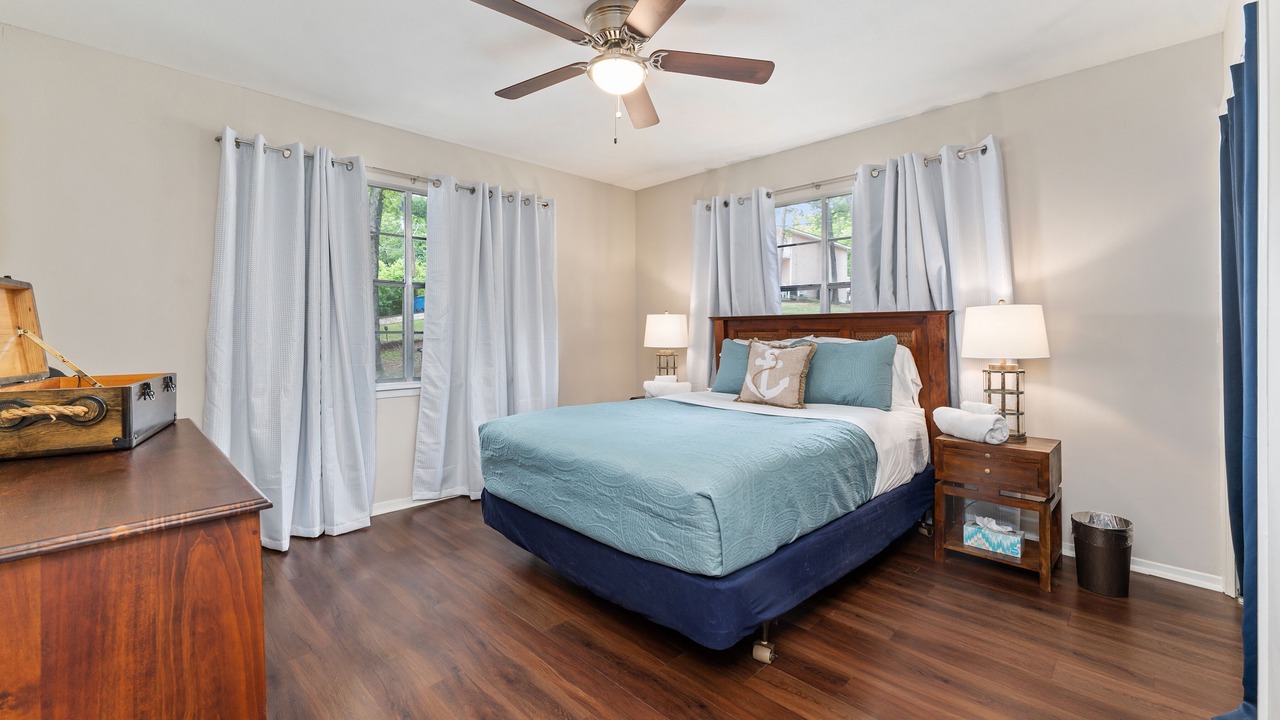 Photo of Bedroom in Tool