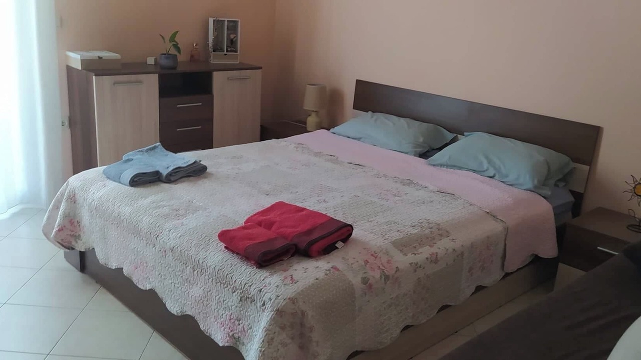 Photo of Bedroom in Drama