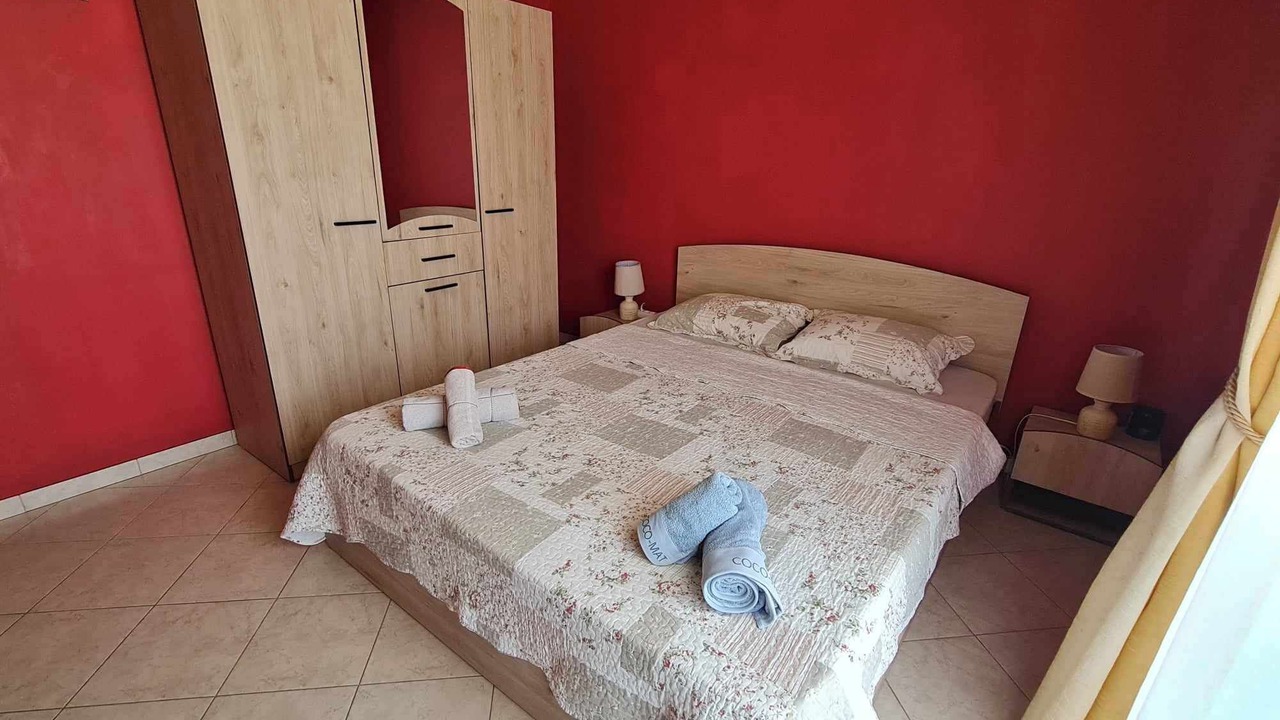 Photo of Bedroom in Drama