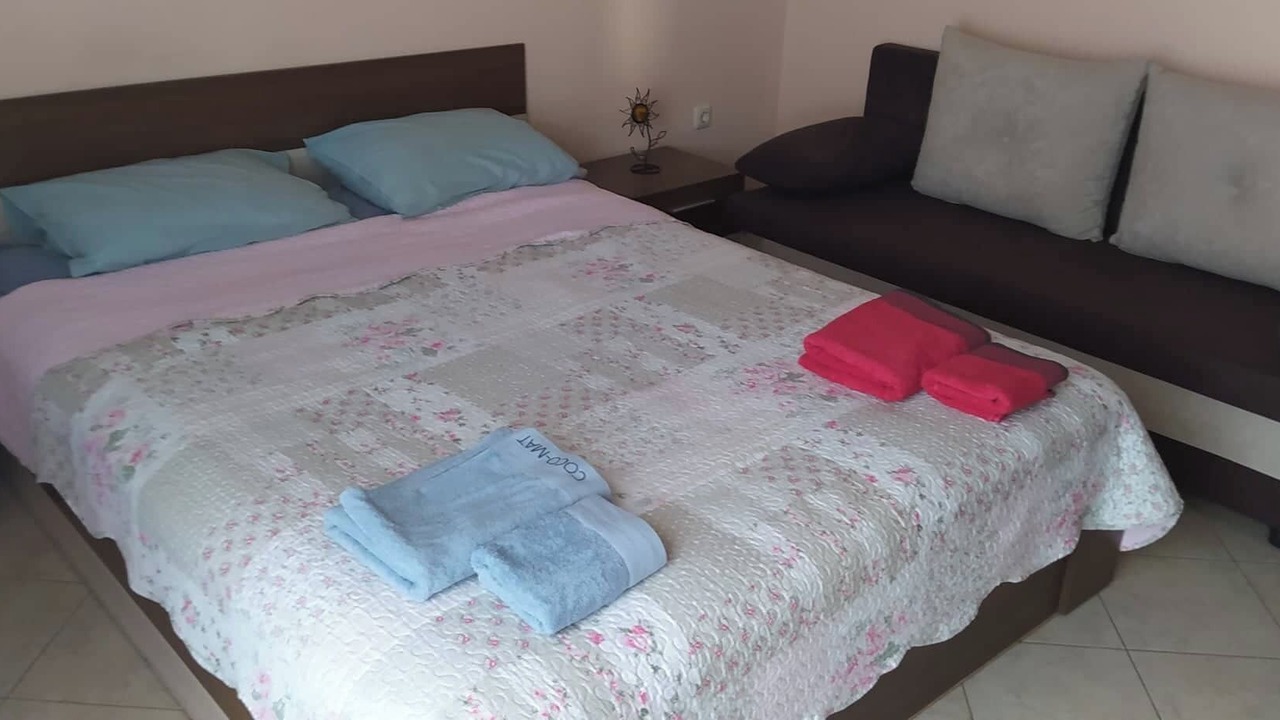 Photo of Bedroom in Drama