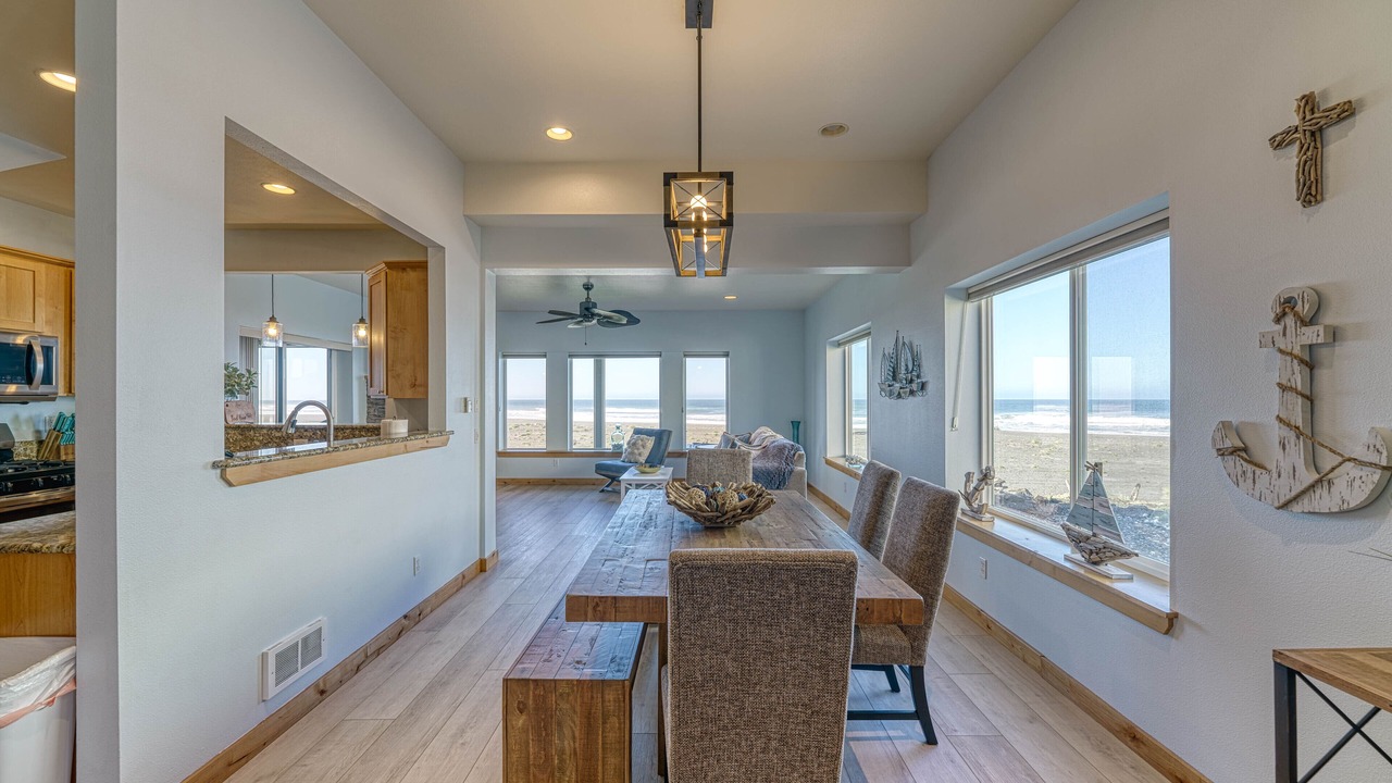 Photo of Bedroom in Gold Beach