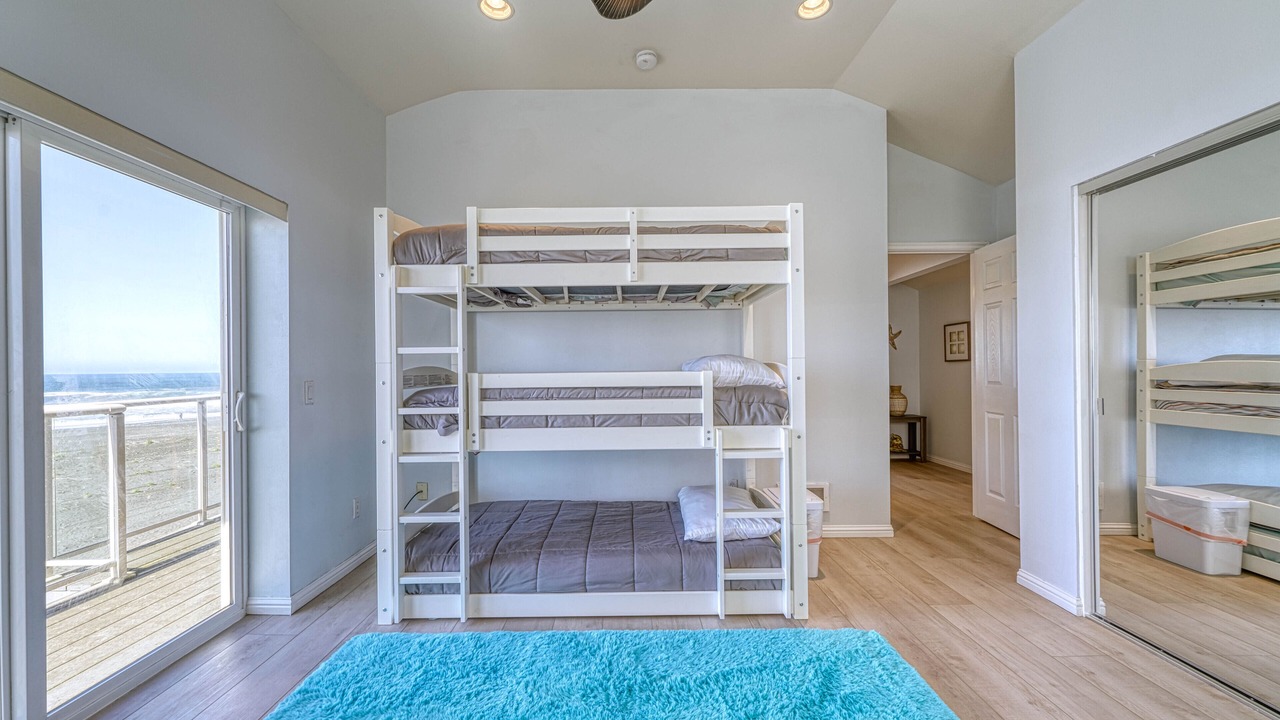 Photo of Bedroom in Gold Beach