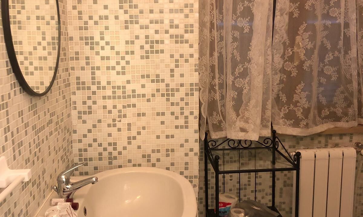 Photo of Bathroom in Popoli
