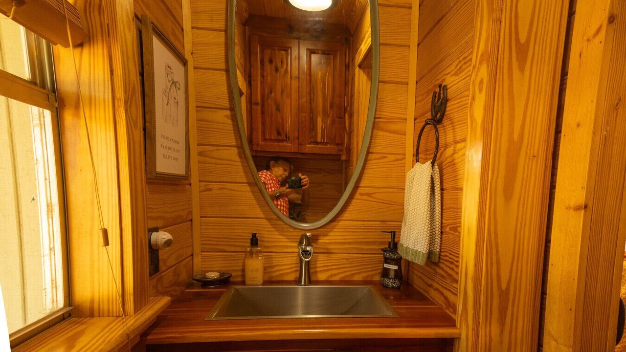 Photo of Bathroom in Lometa