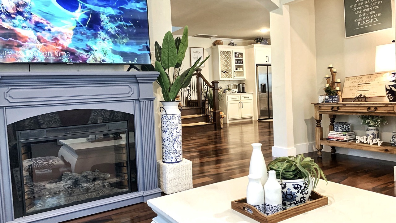 Photo of Livingroom in Grand Prairie