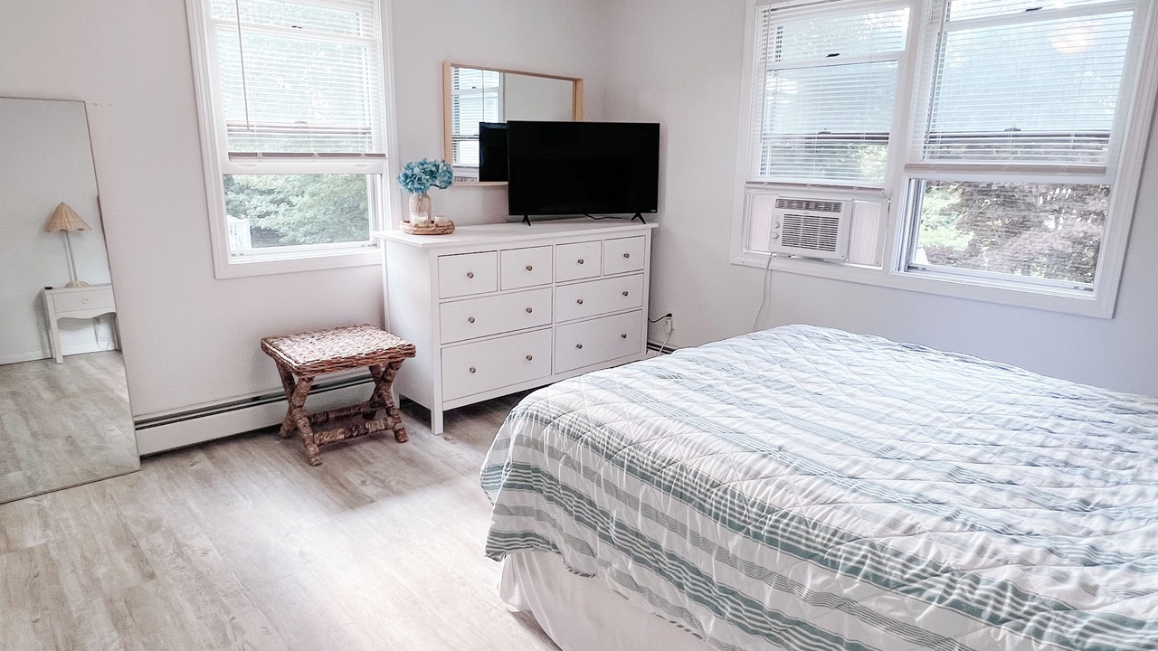 Photo of Bedroom in Bonnet Shores