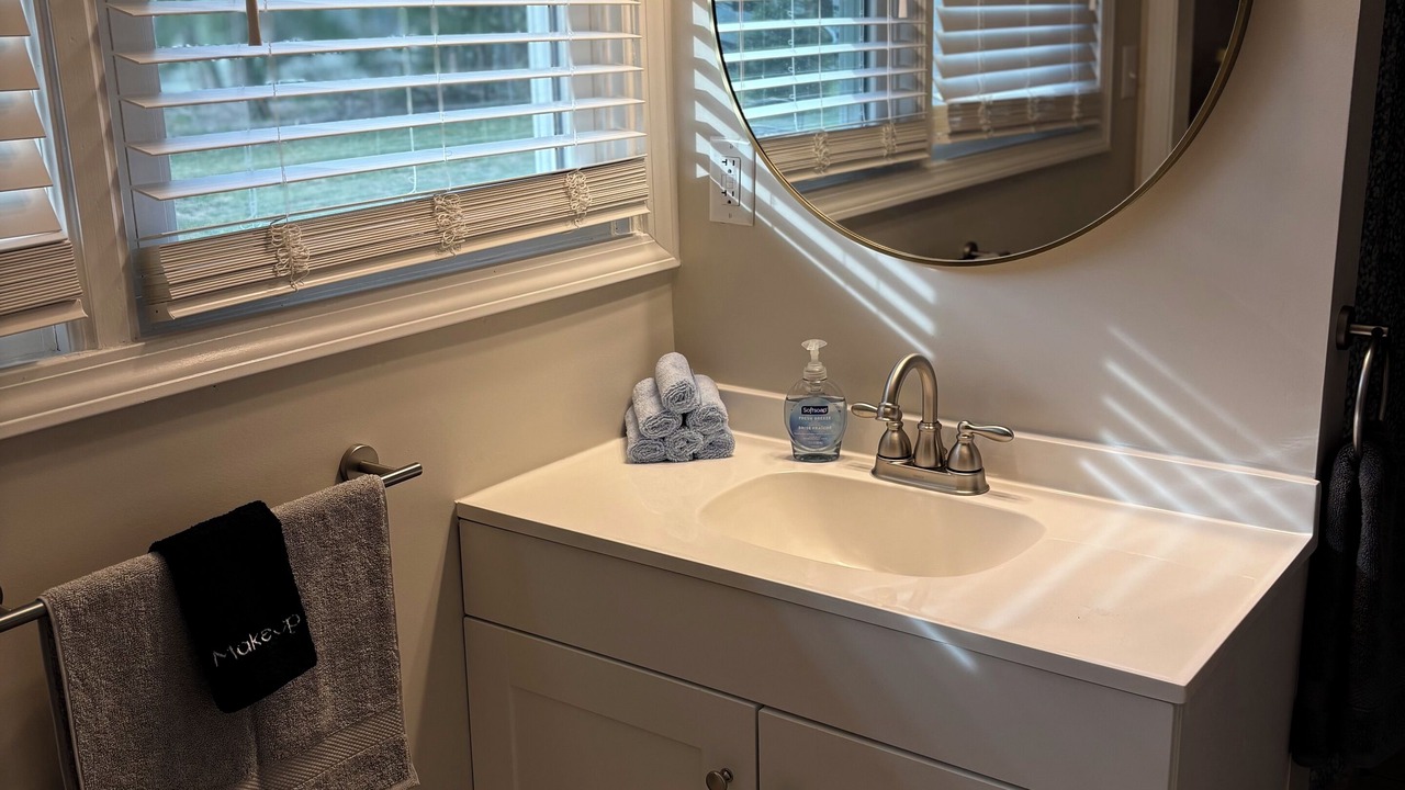 Photo of Bathroom in New River