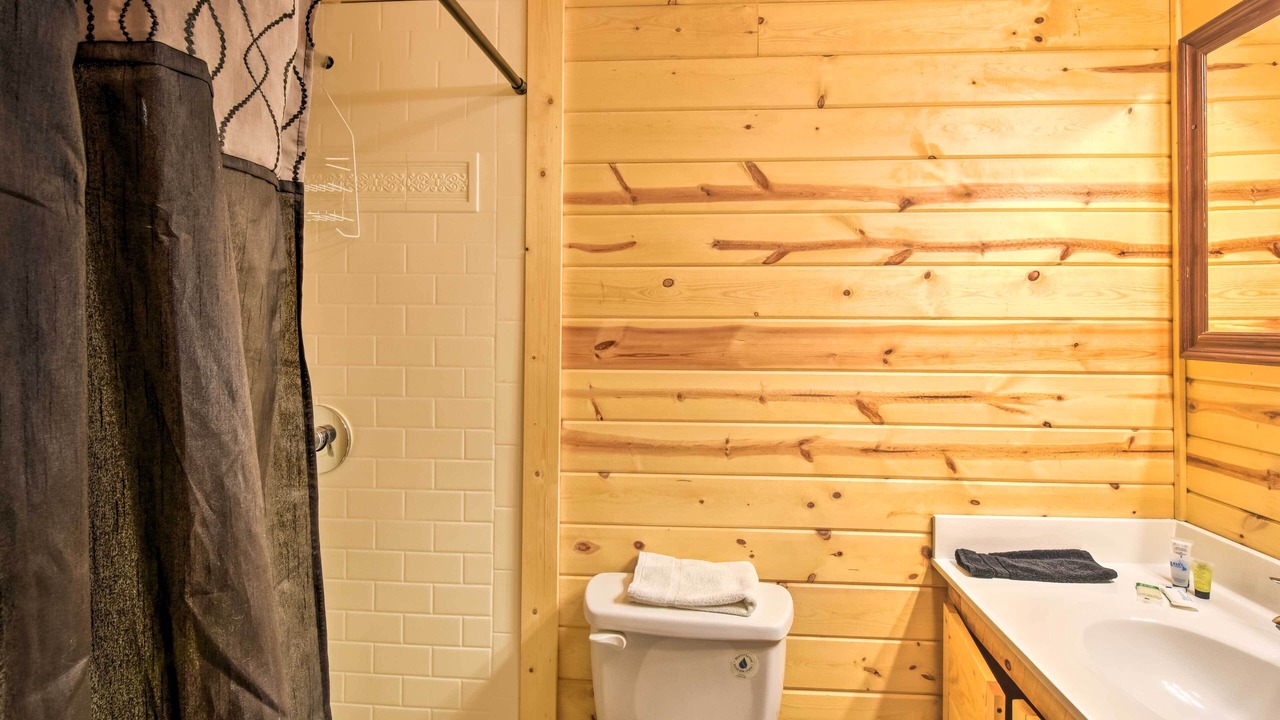 Photo of Bathroom in Helen