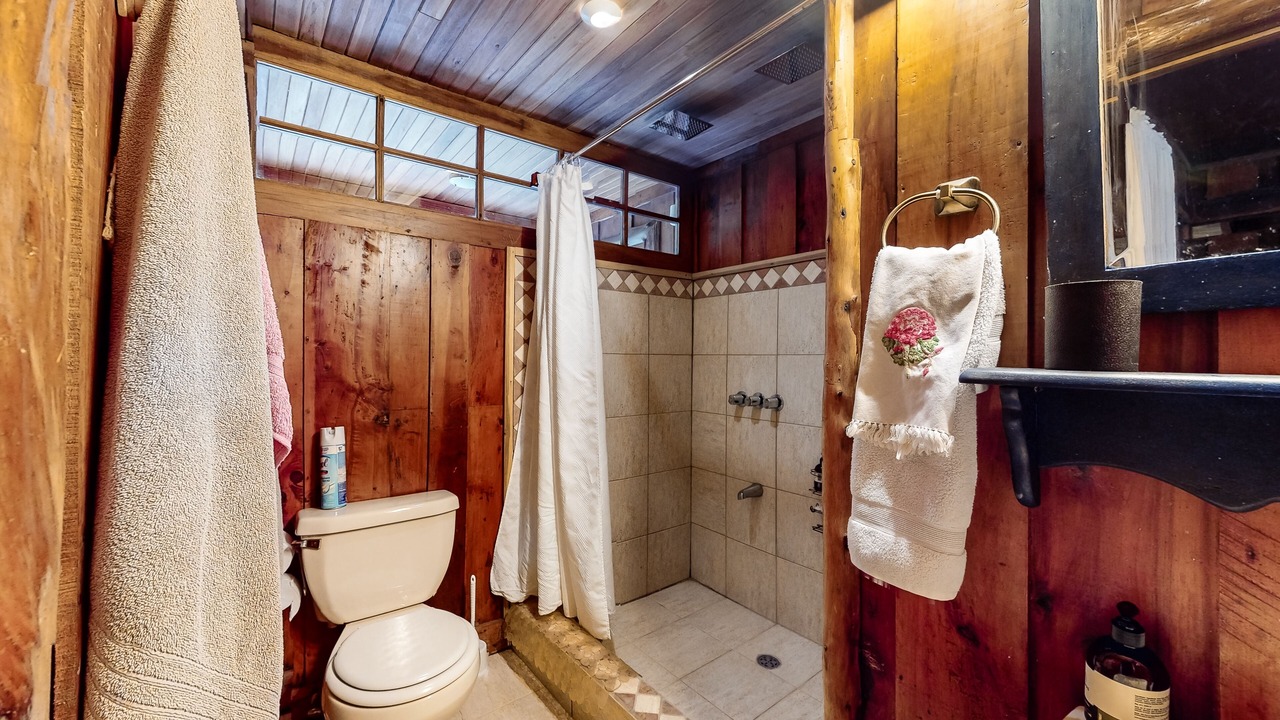 Photo of Bathroom in San Jose De La Montana