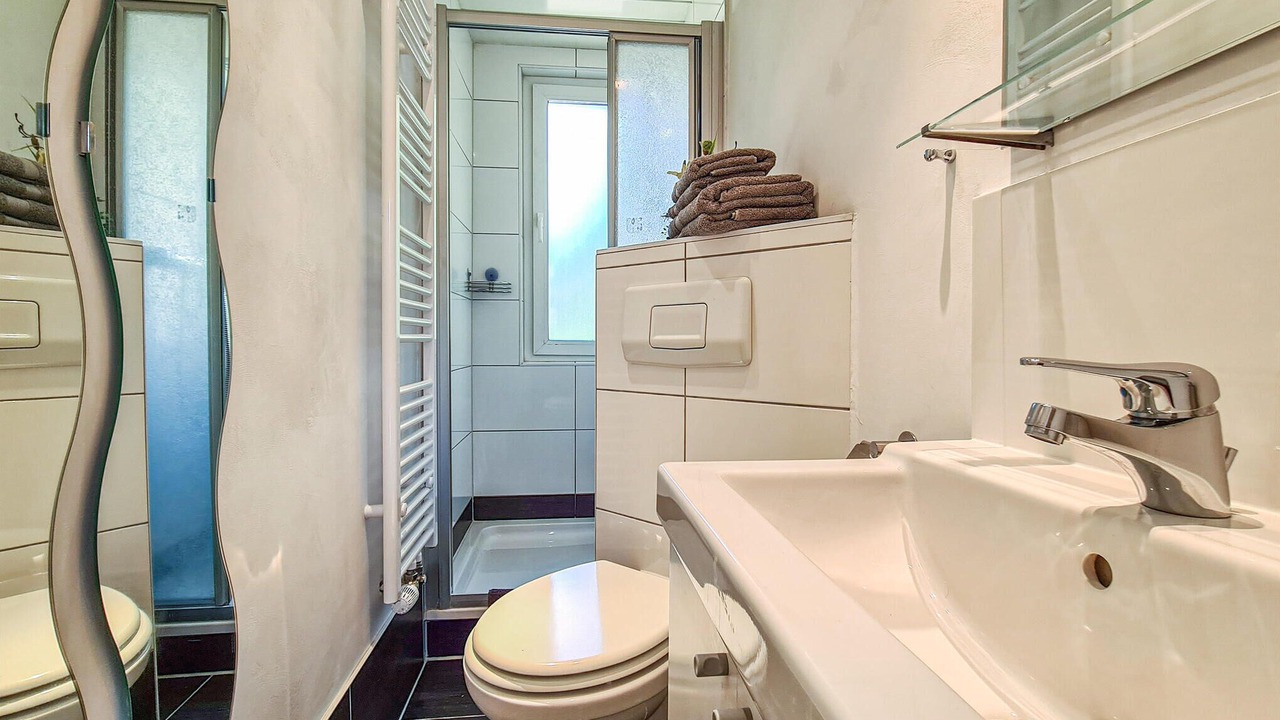 Photo of Bathroom in Dankerode