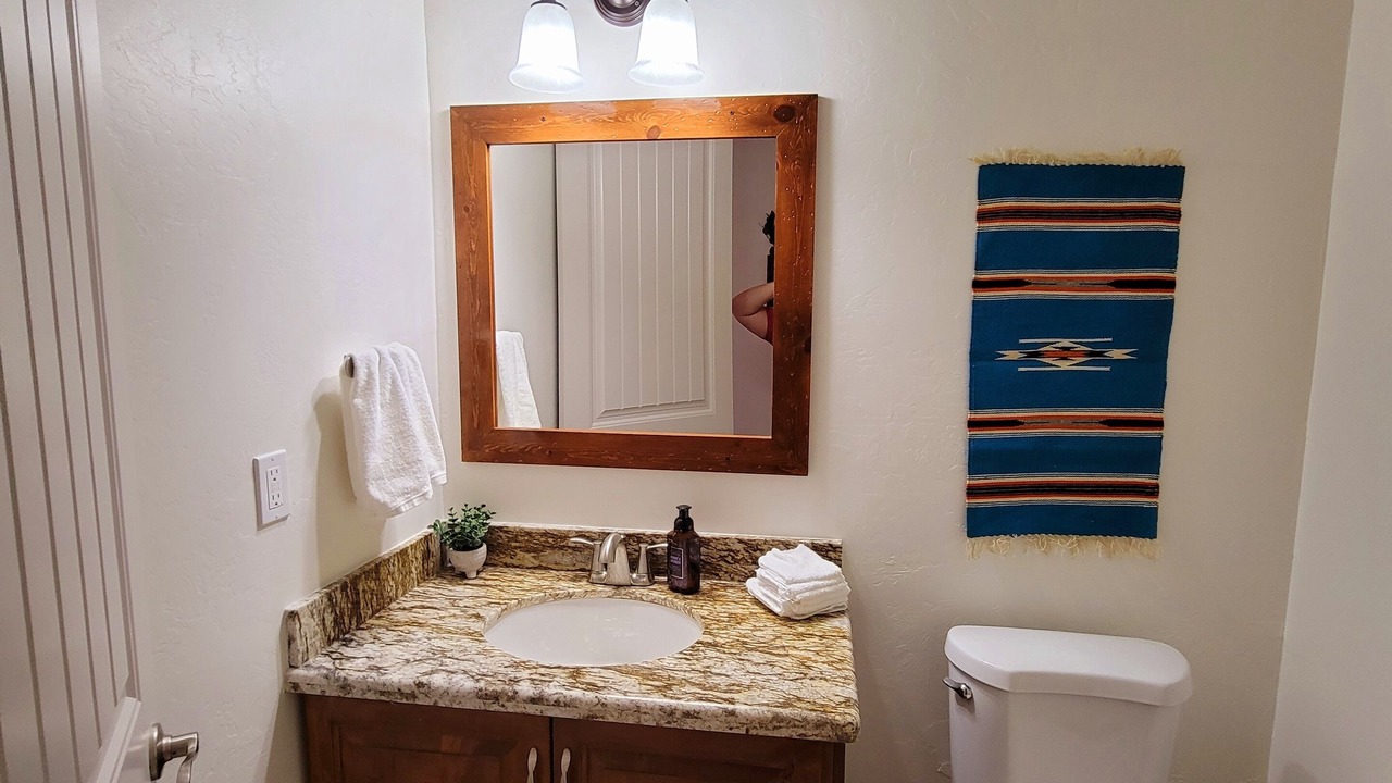 Photo of Bathroom in Elgin
