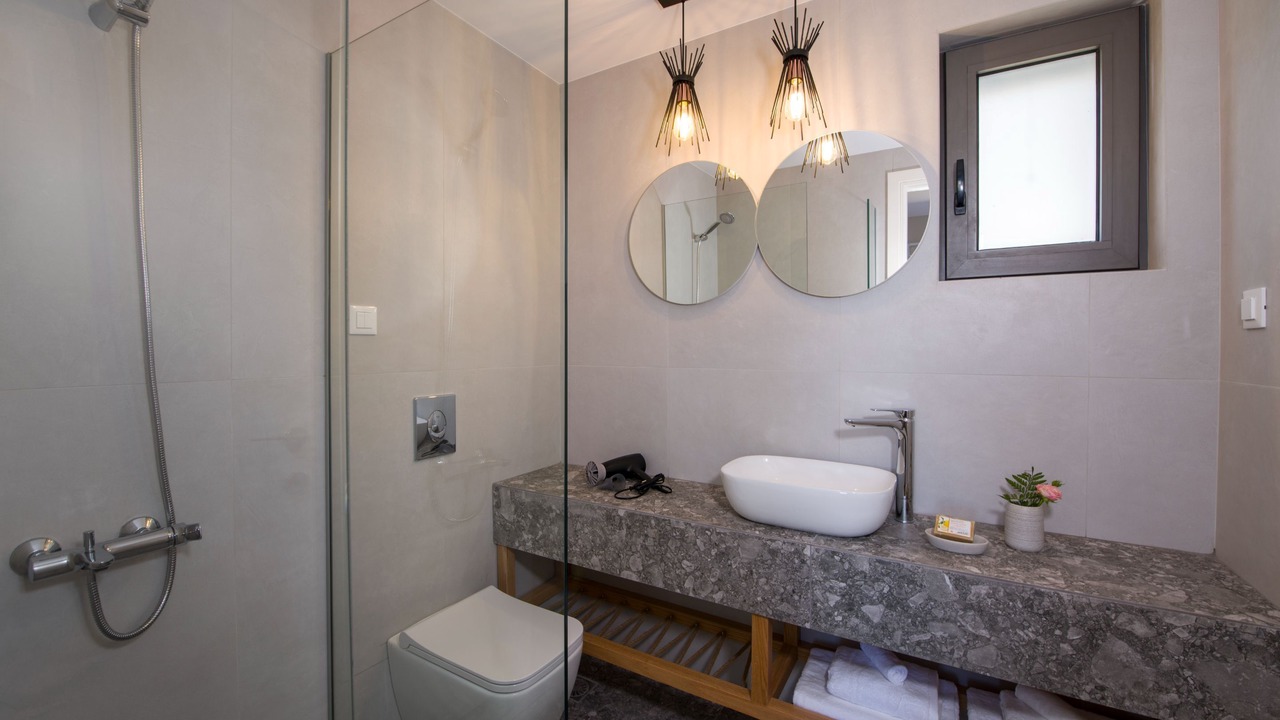 Photo of Bathroom in Kato Galatas