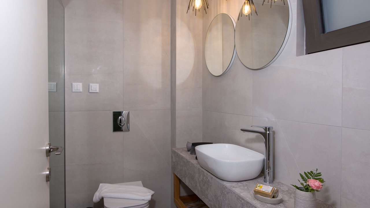 Photo of Bathroom in Kato Galatas