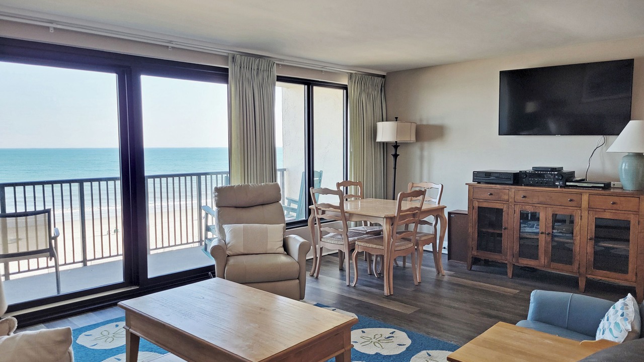 Photo of Livingroom in Litchfield by the Sea