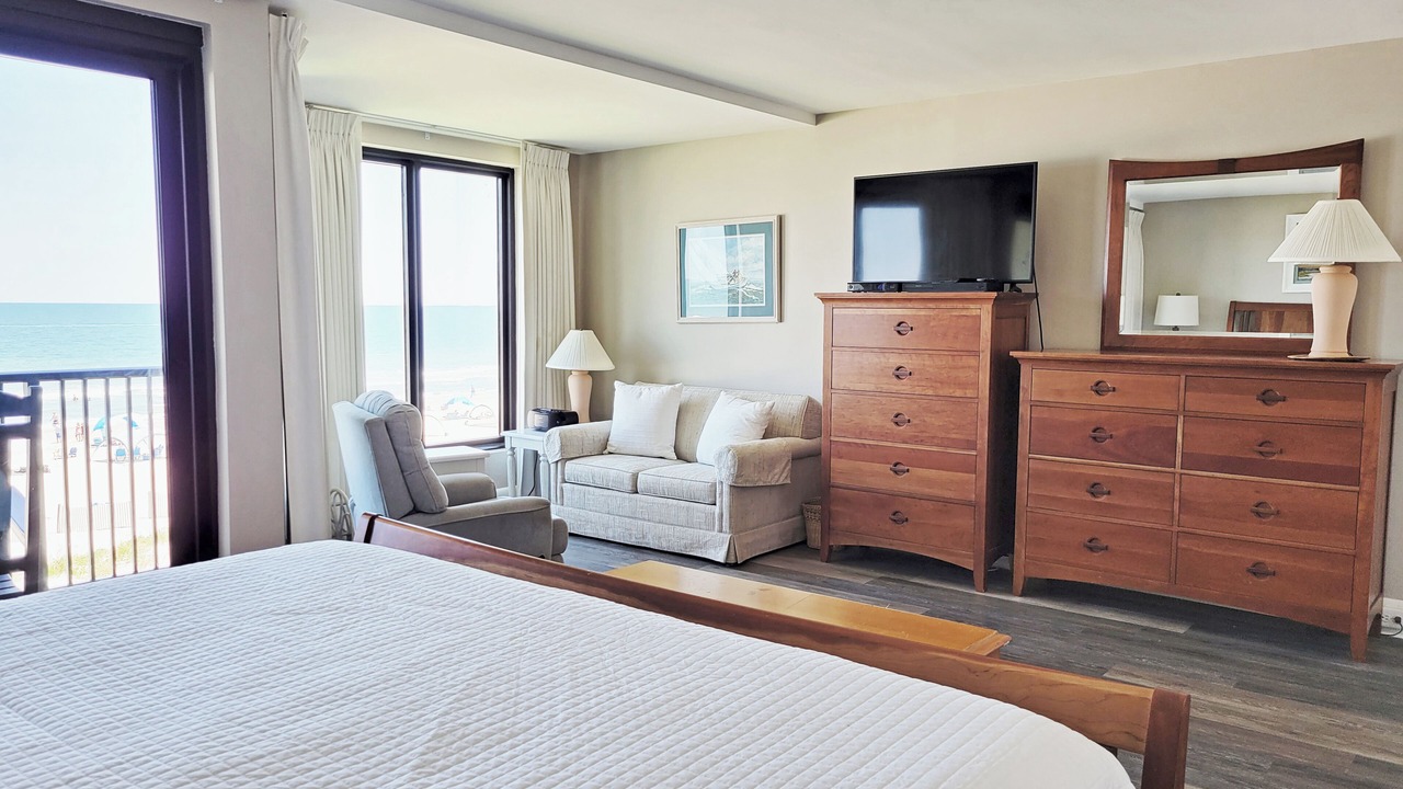 Photo of Bedroom in Litchfield by the Sea