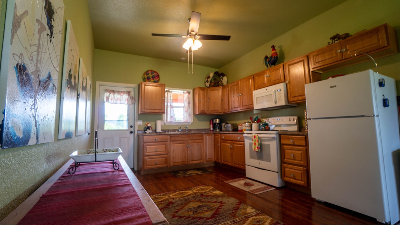 Photo of Kitchen in Fort Klamath