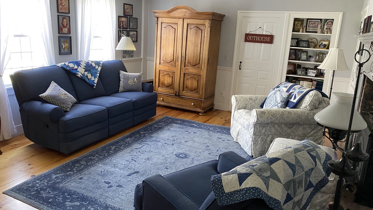 Photo of Bedroom in Saunderstown