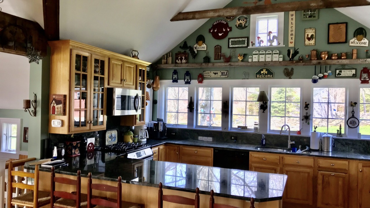 Photo of Bedroom in Saunderstown