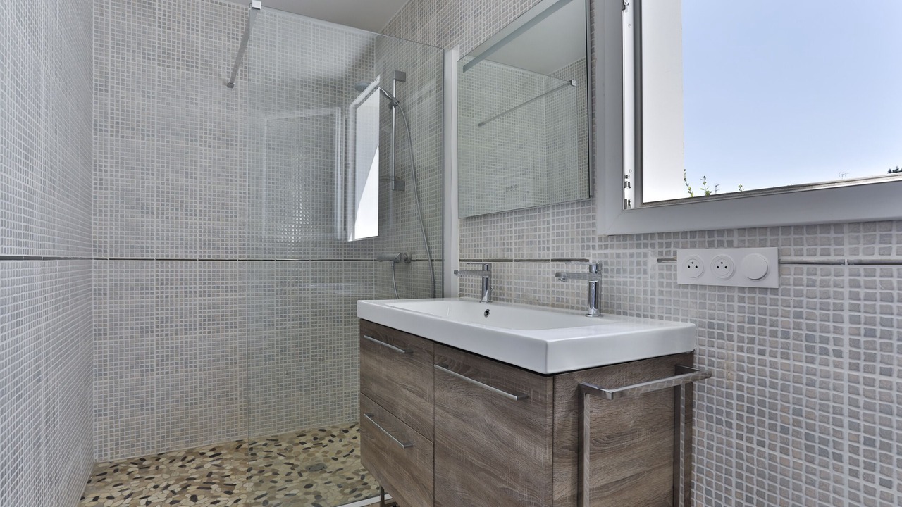 Photo of Bathroom in Plouhinec