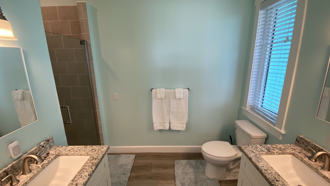 Photo of Bathroom in Cherokee
