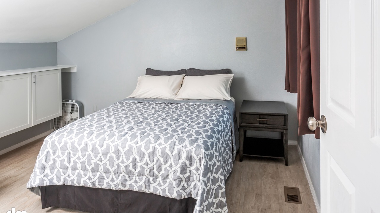 Photo of Bedroom in Huffman - O' Malley
