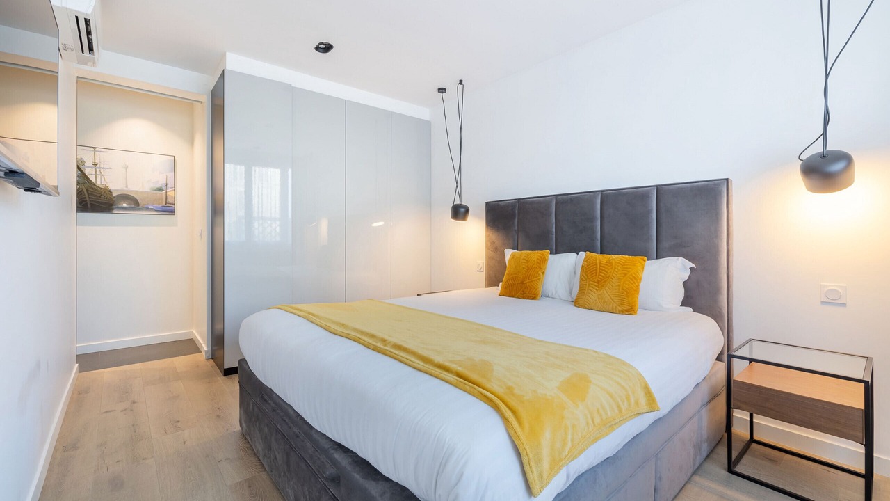 Photo of Bedroom in Bercy