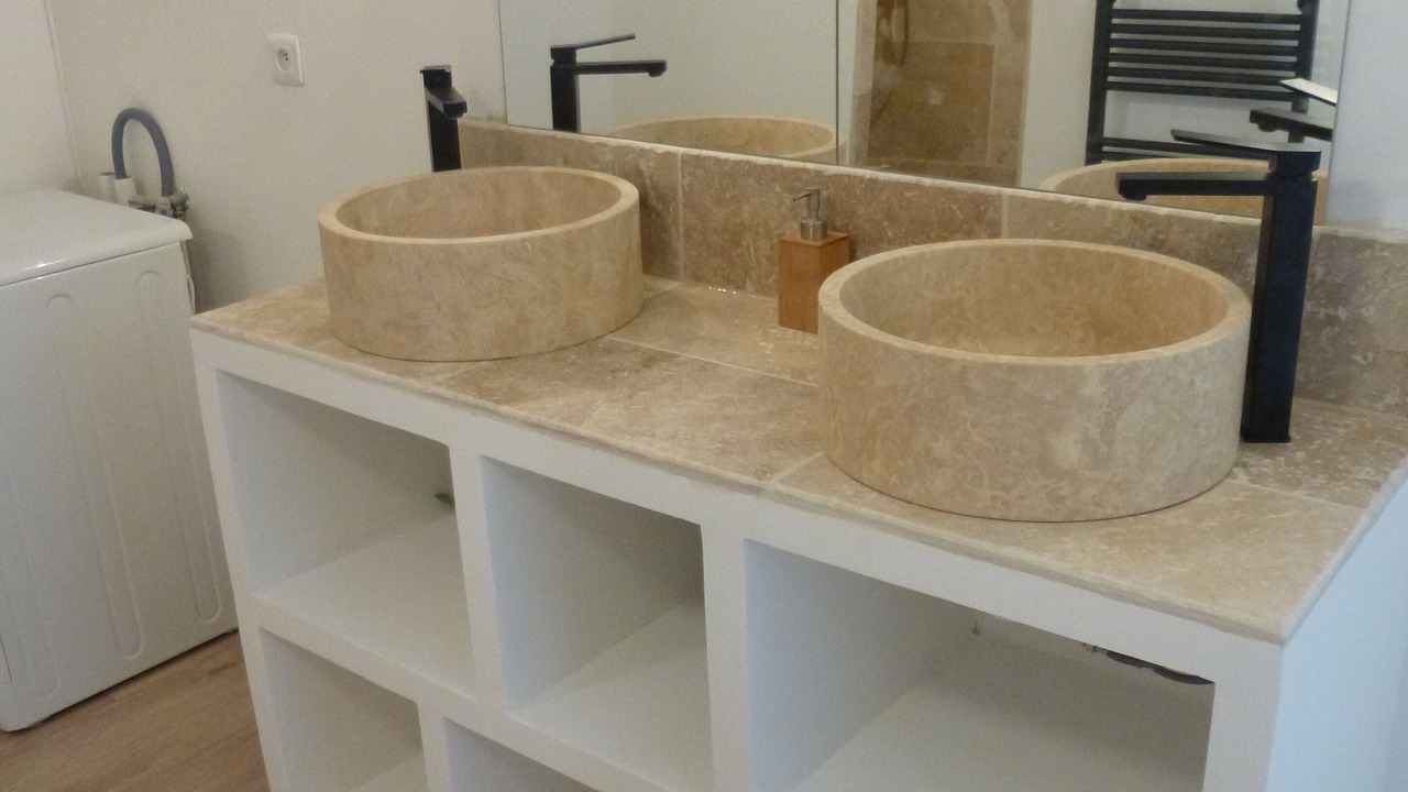 Photo of Bathroom in La Croix-Hellean