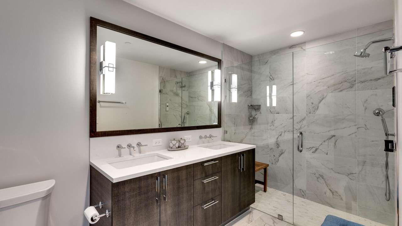 Photo of Bathroom in Stateline