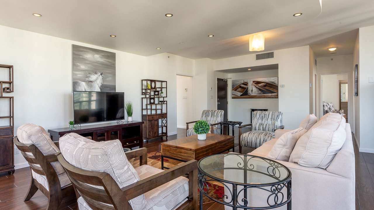 Photo of Livingroom in Coal Harbour