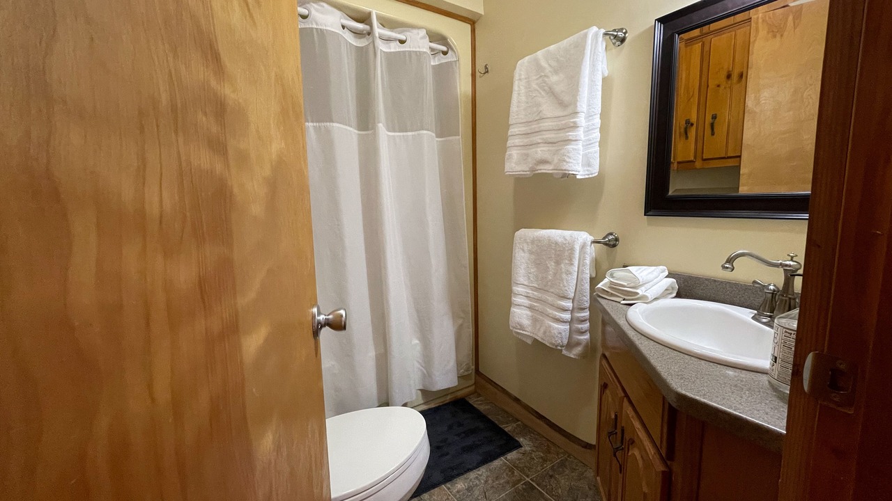 Photo of Bathroom in Elf