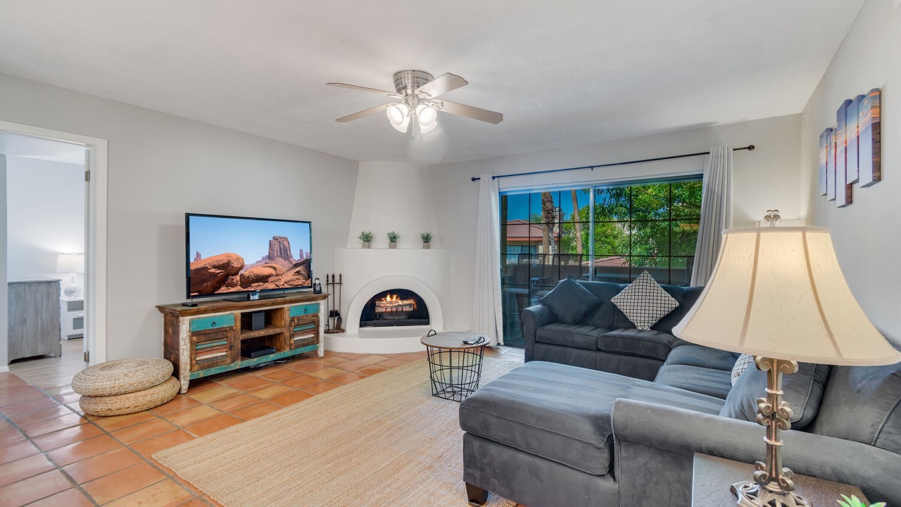 Photo of Livingroom in North Mountain