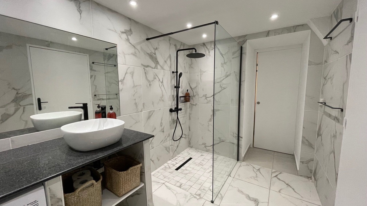Photo of Bathroom in Perinet