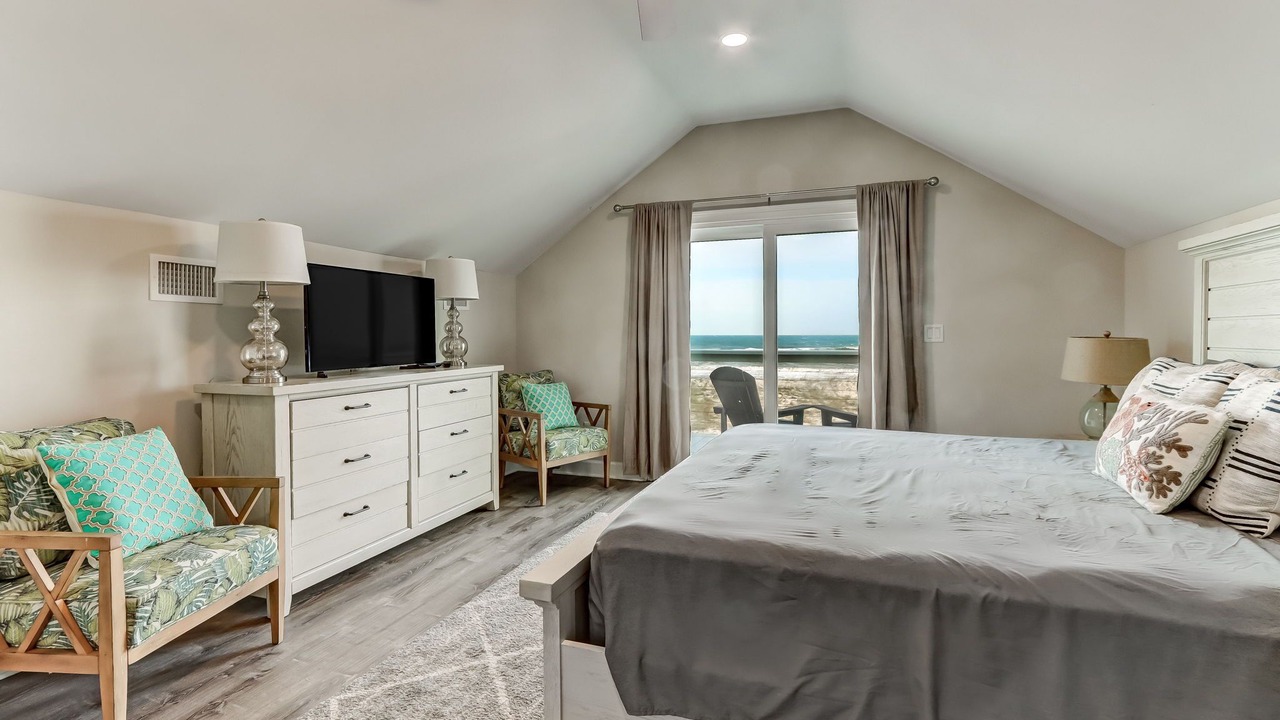 Photo of Bedroom in American Beach