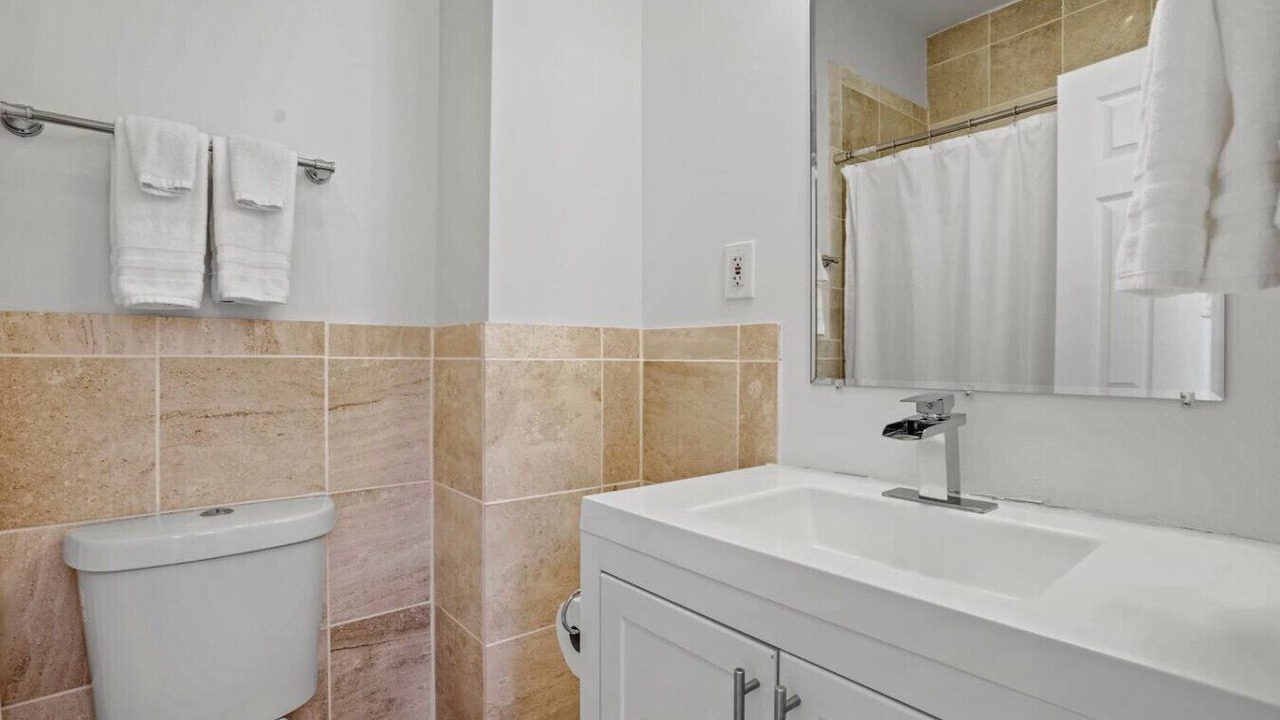 Photo of Bathroom in Truxton Circle