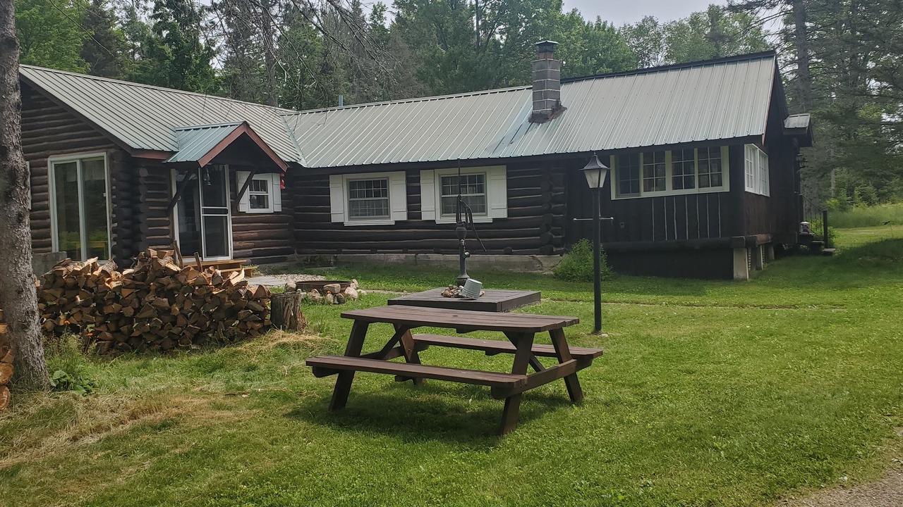 Photo of Outdoor in Armstrong Creek