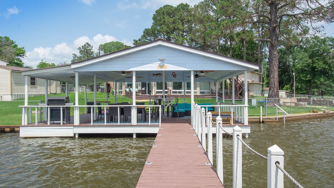 Photo of Outdoor in Carolyn Estates