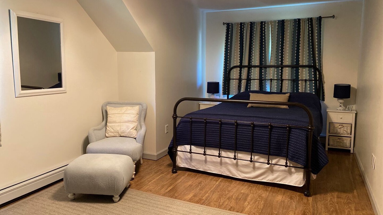 Photo of Bedroom in Matunuck