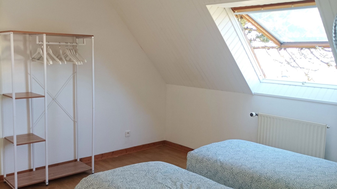 Photo of Bedroom in Plonevez-Porzay