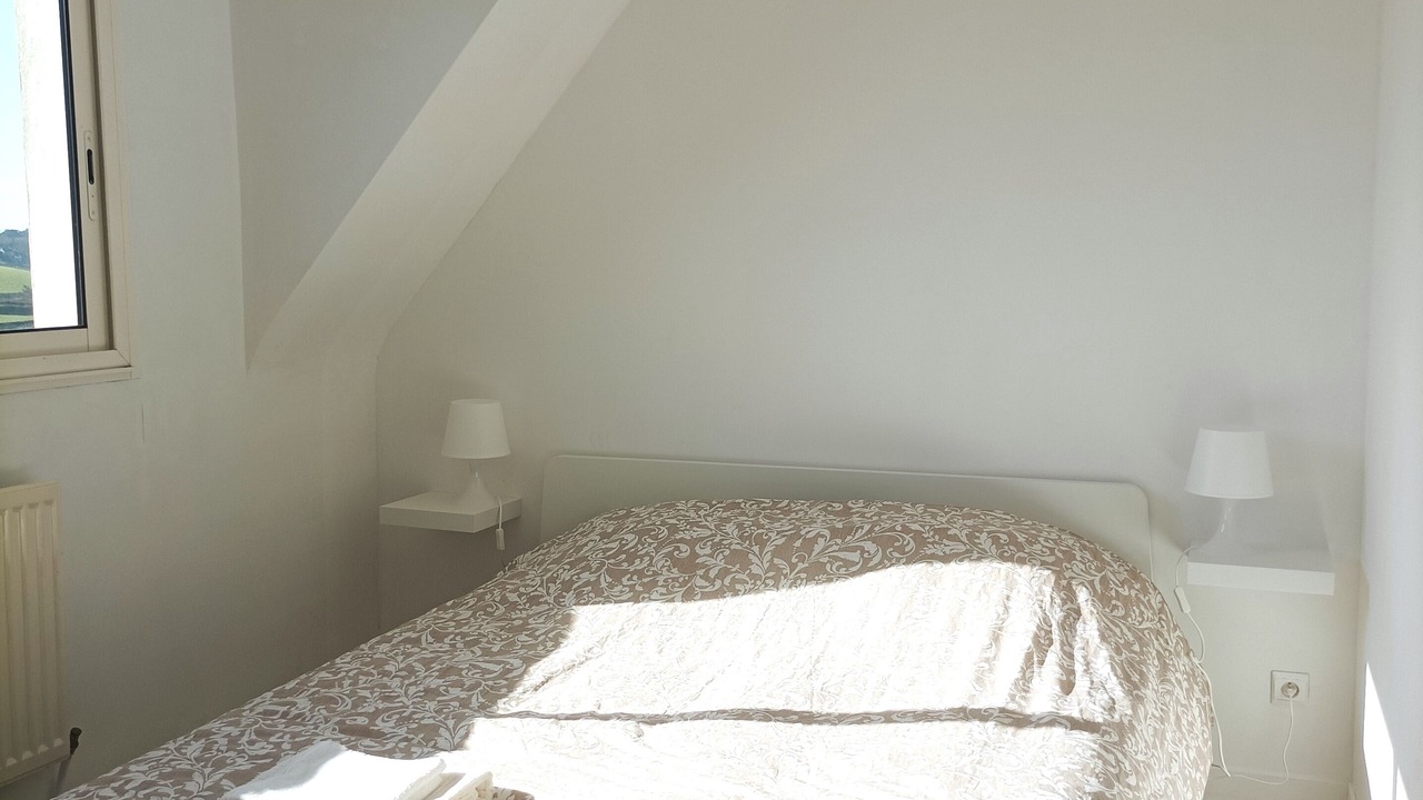 Photo of Bedroom in Plonevez-Porzay
