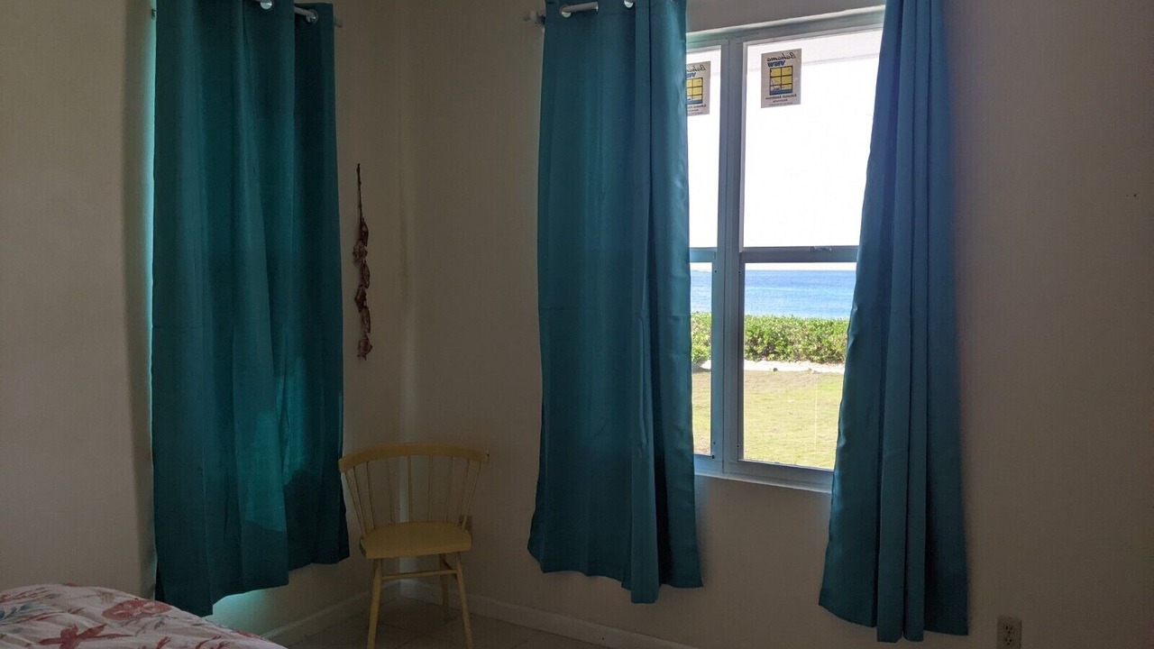 Photo of Bedroom in Green Turtle Cay