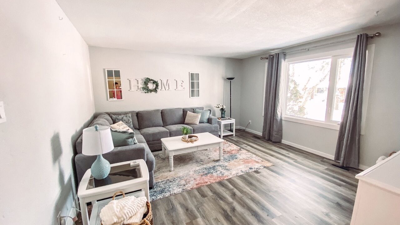 Photo of Livingroom in South Lethbridge