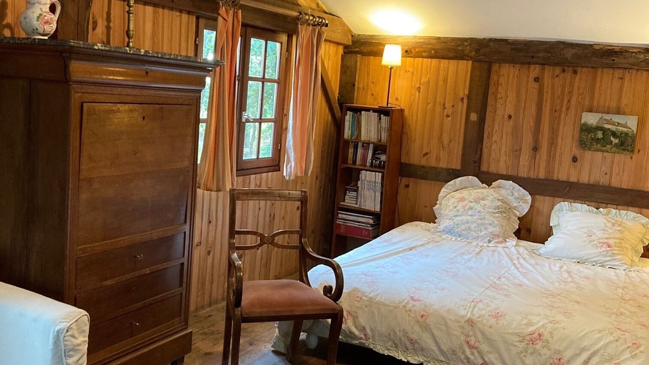 Photo of Bedroom in Luxey