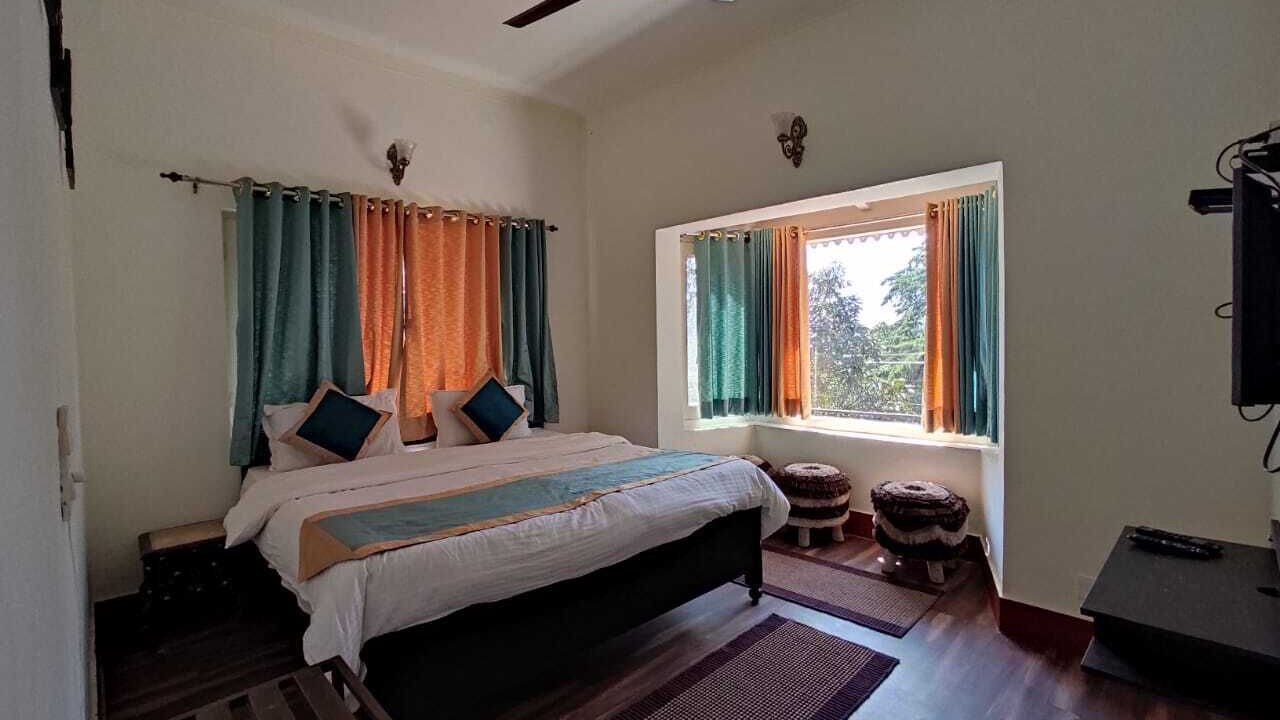 Photo of Bedroom in Bhimtal