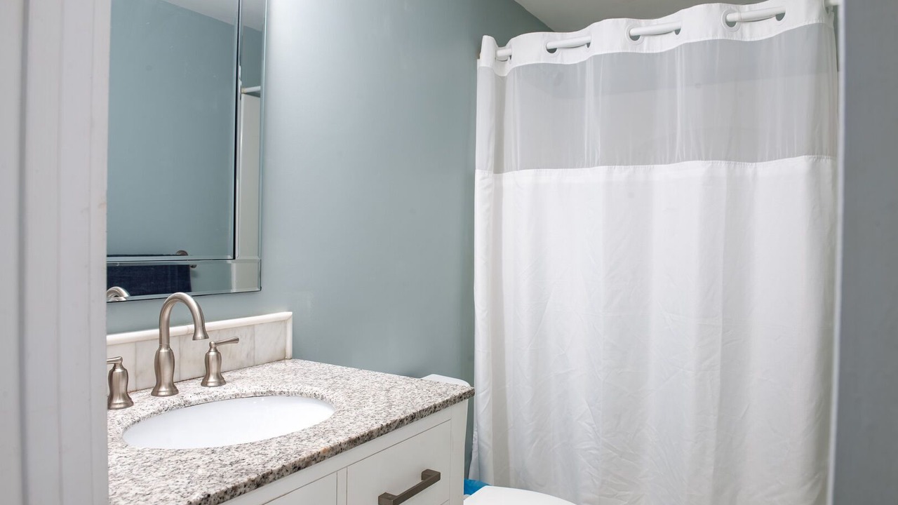 Photo of Bathroom in Eastward Look