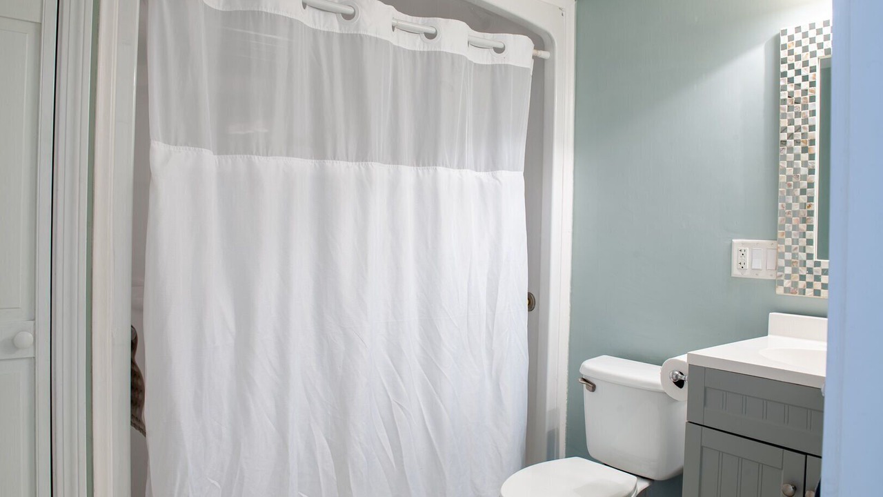 Photo of Bathroom in Eastward Look
