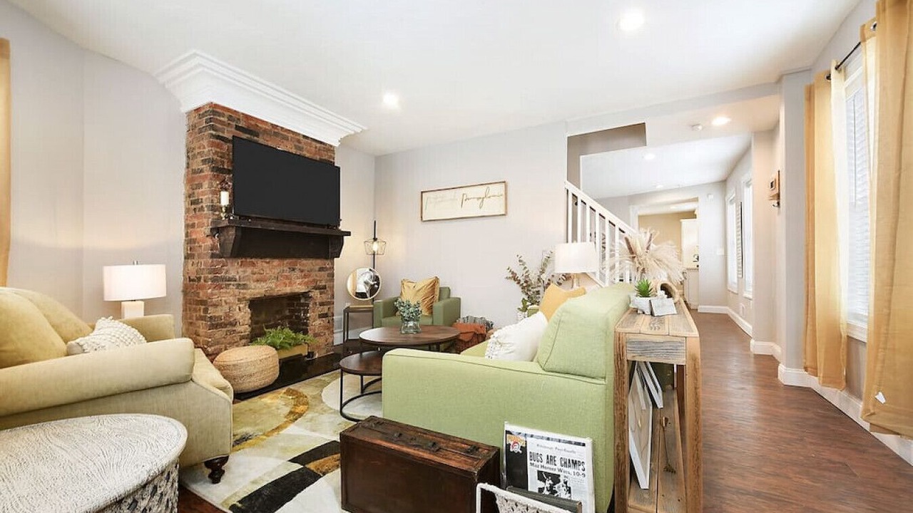 Photo of Livingroom in Lawrenceville