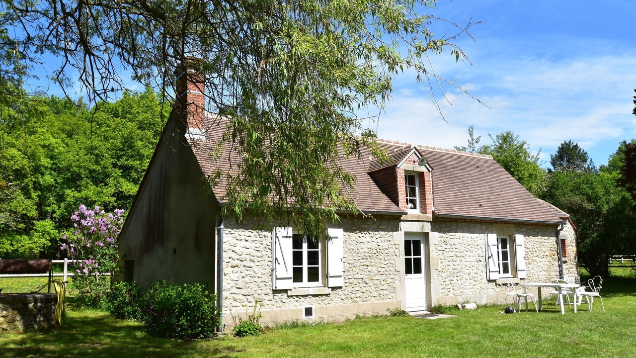 Photo of Outdoor in Combreux