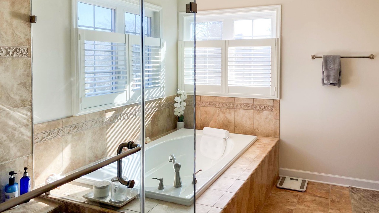 Photo of Bathroom in Virginia Square