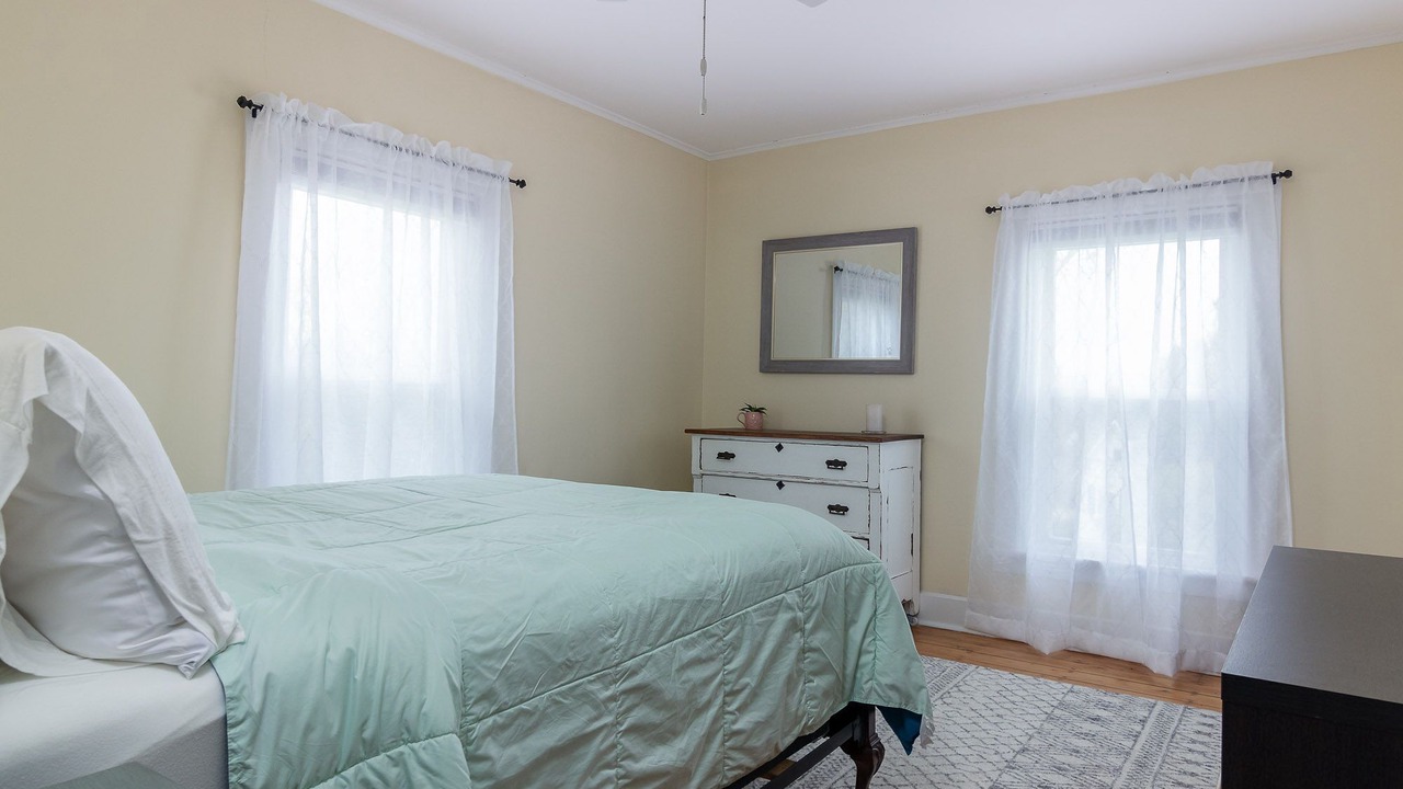 Photo of Bedroom in Charlestown